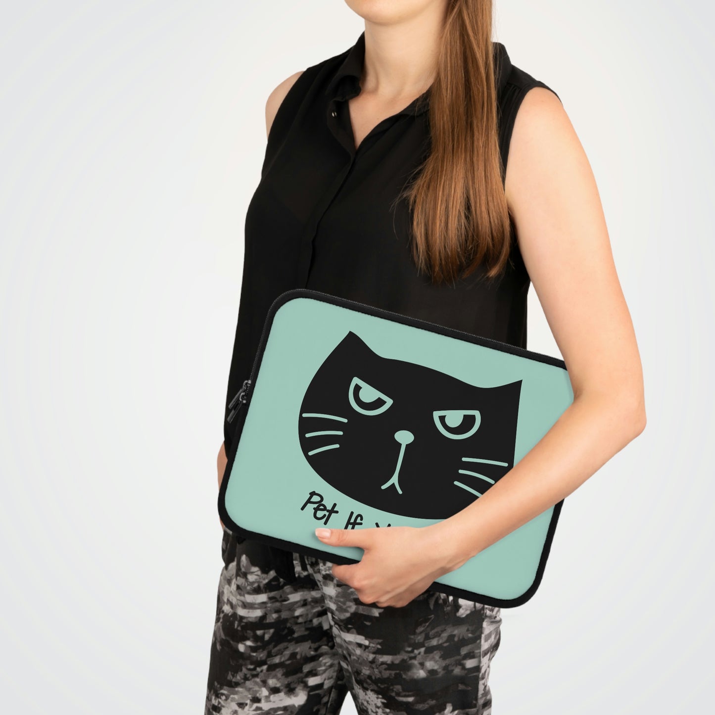 Black cat says Pet if you can Laptop Sleeve