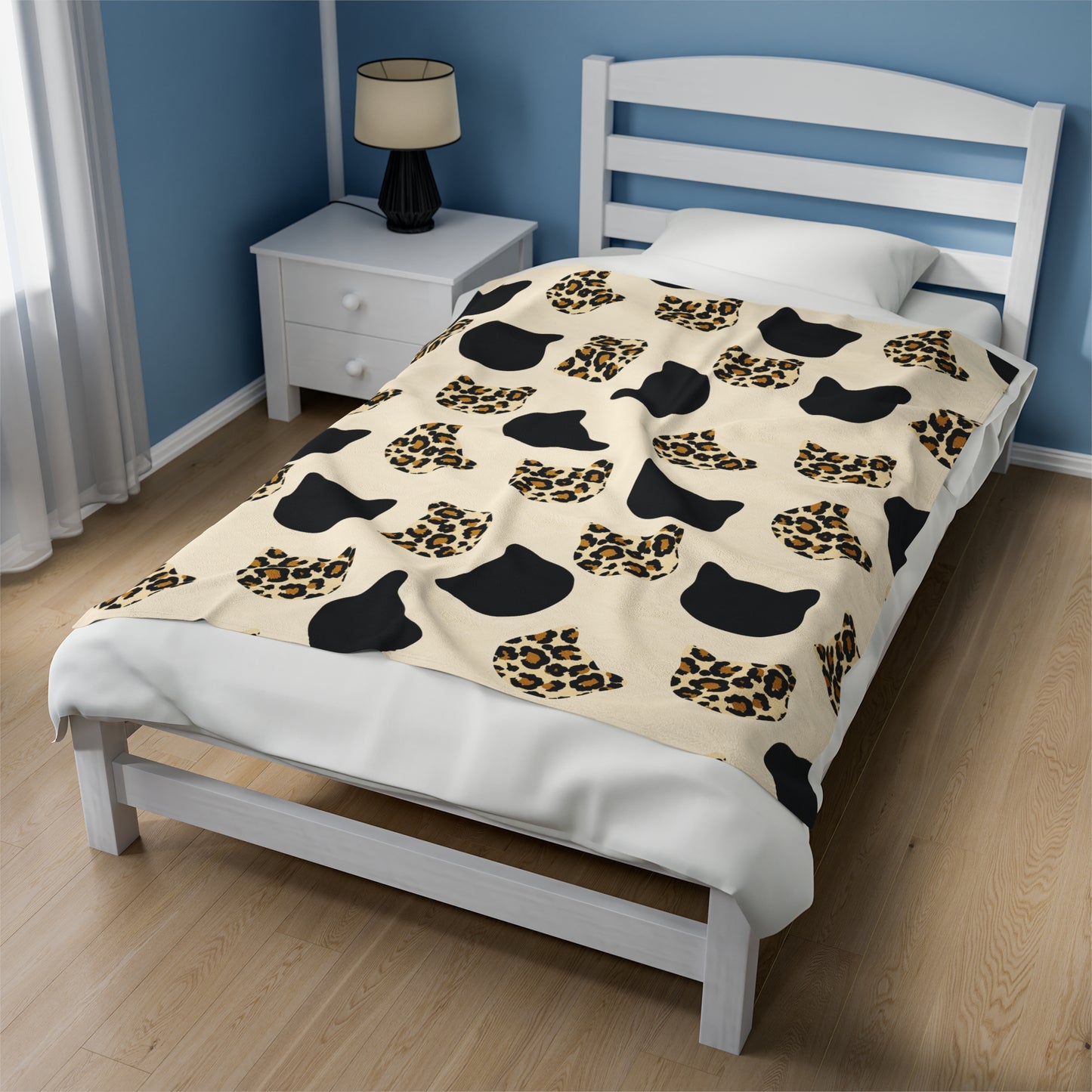 Cat Pattern Velveteen Plush Blanket