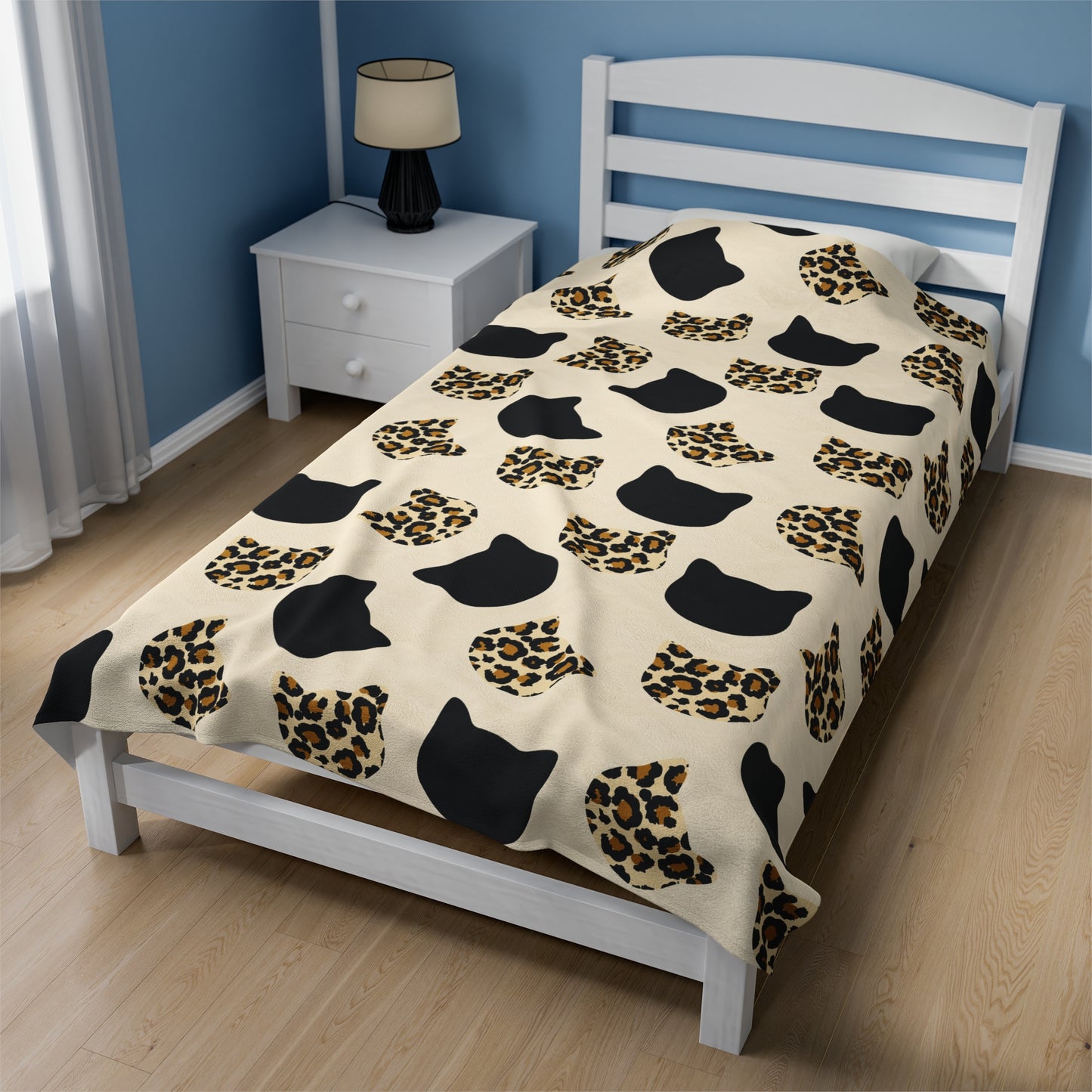 Cat Pattern Velveteen Plush Blanket