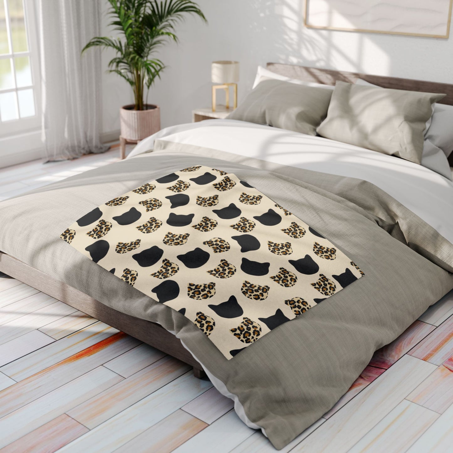 Cat Pattern Arctic Fleece Blanket